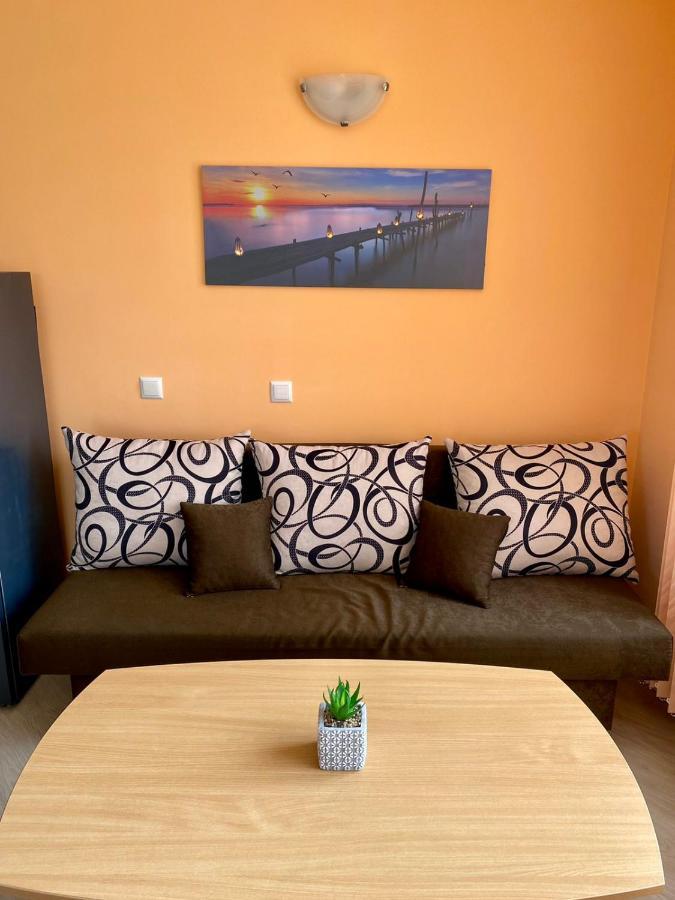 Cozy Apartment In The Center Of Primorsko Zewnętrze zdjęcie